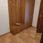 Apartment Evrika 4 *