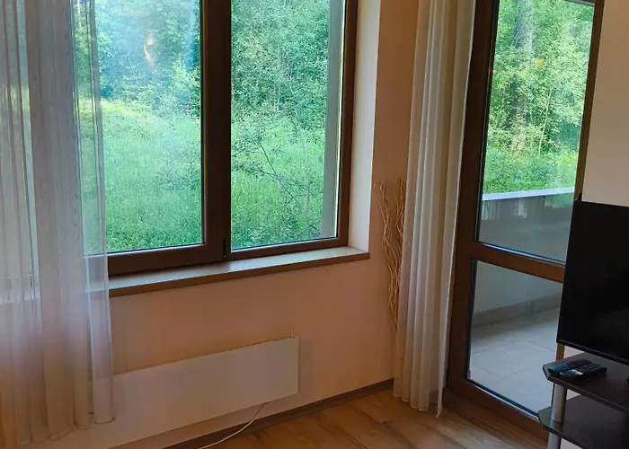 Evrika 4 アパート パンポロボ